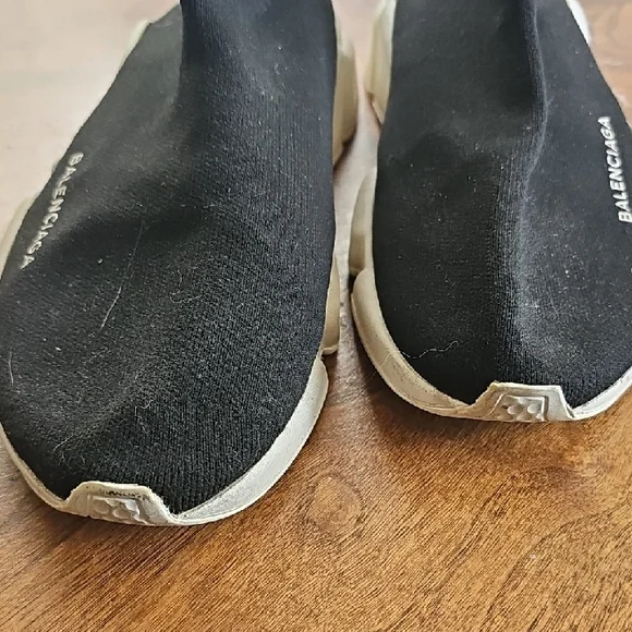 Balenciaga Black and White Sock Sneakers - Picture 4 of 10